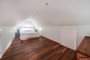 Photo 17- click for photo gallery